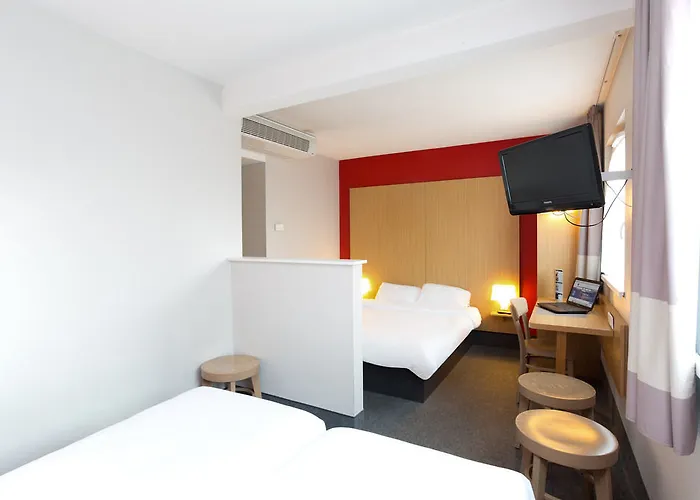 Freyming-merlebach Отель 2*